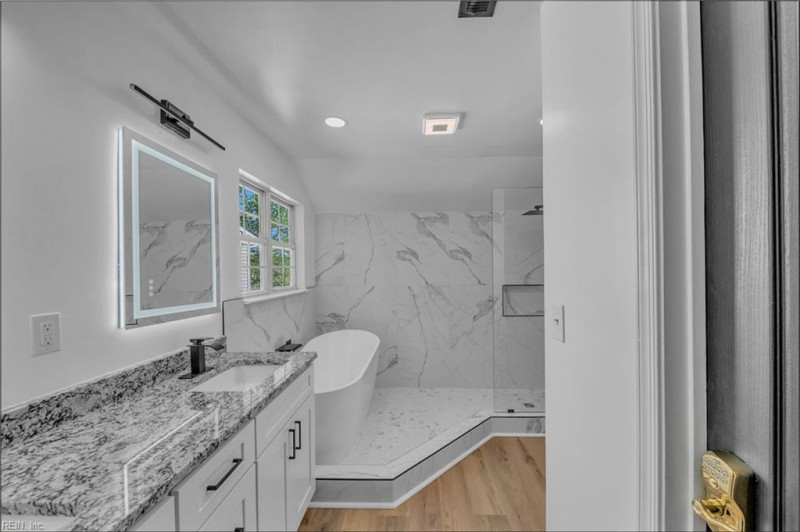 Photo 33 of 50 residential for sale in Chesapeake virginia