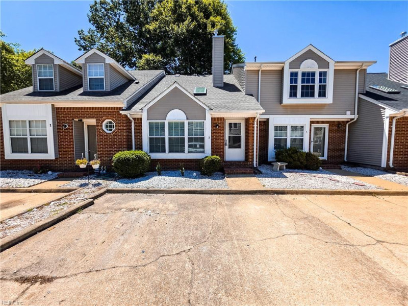 Photo 13 of 17 residential for sale in Hampton virginia Photo 13 of 17 residential for sale in Hampton virginia