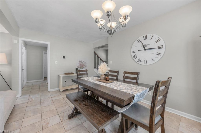 Photo 13 of 44 residential for sale in Virginia Beach virginia