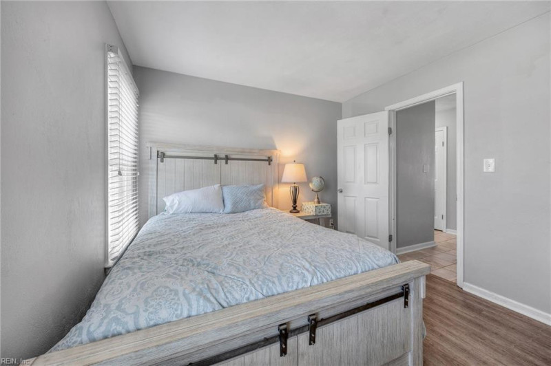 Photo 27 of 44 residential for sale in Virginia Beach virginia