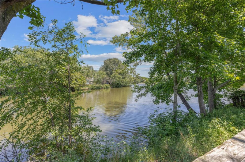 Photo 42 of 44 residential for sale in Virginia Beach virginia