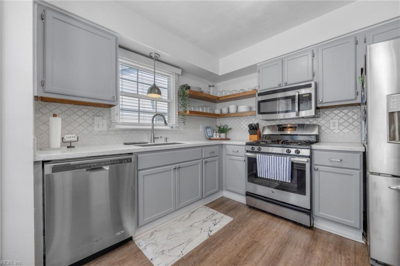 Photo 9 of 44 residential for sale in Virginia Beach virginia