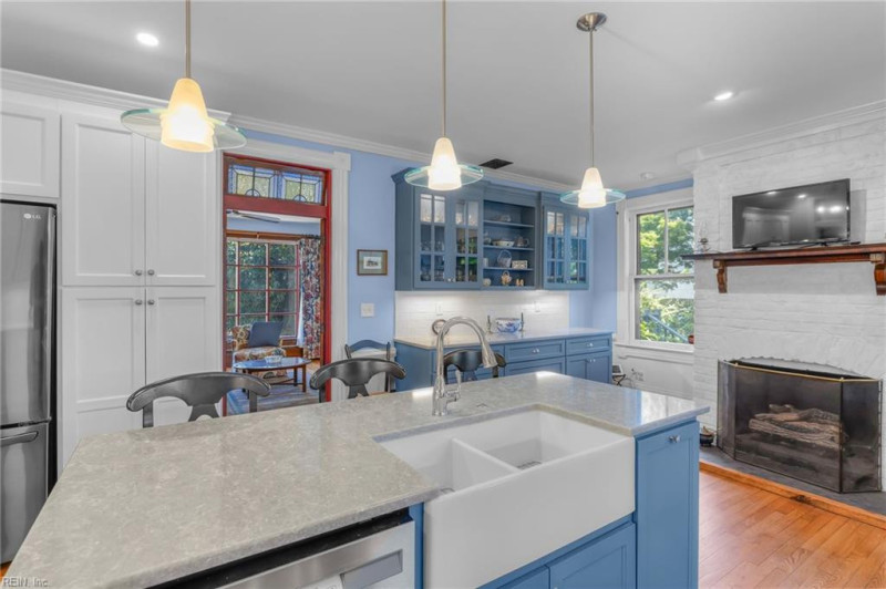 Photo 14 of 49 residential for sale in Hampton virginia