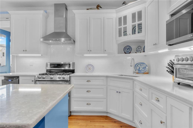 Photo 19 of 49 residential for sale in Hampton virginia