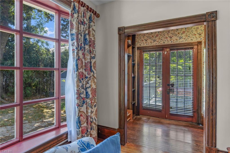 Photo 29 of 49 residential for sale in Hampton virginia