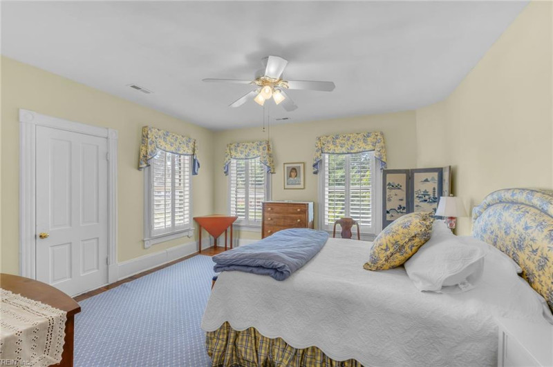 Photo 40 of 49 residential for sale in Hampton virginia