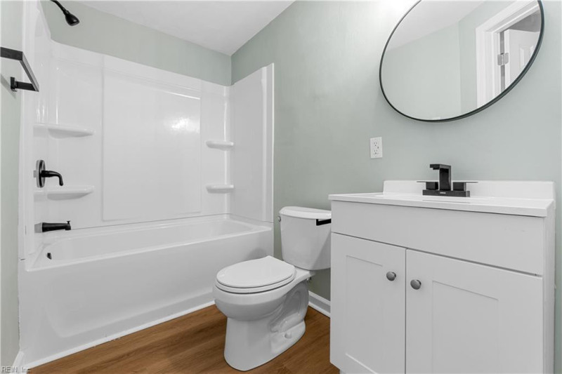 Photo 16 of 21 residential for sale in Portsmouth virginia
