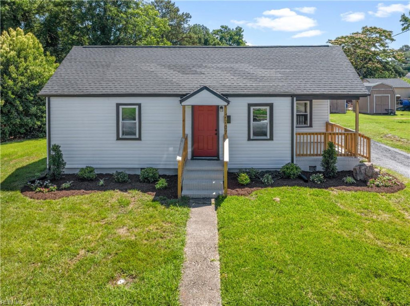 Photo 2 of 21 residential for sale in Portsmouth virginia