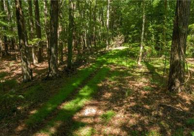 6 AC Harris Creek Road, Hampton, VA 23669