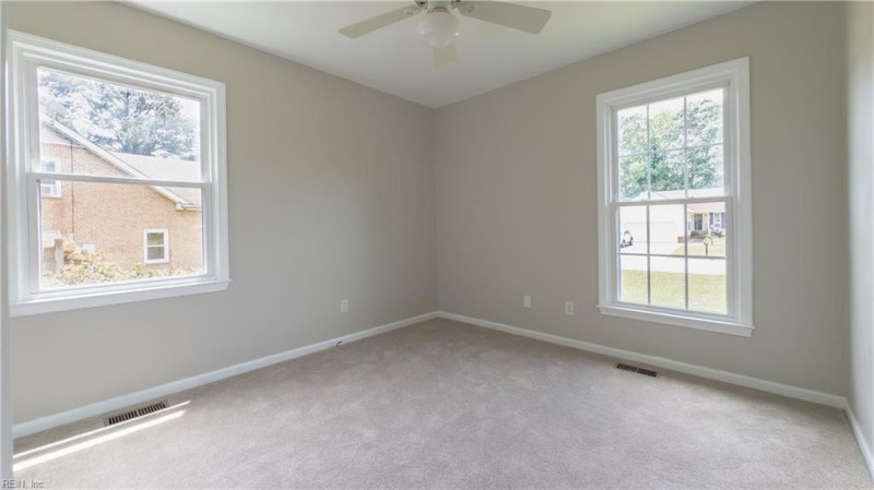 Photo 9 of 33 residential for sale in Suffolk virginia Photo 9 of 33 residential for sale in Suffolk virginia