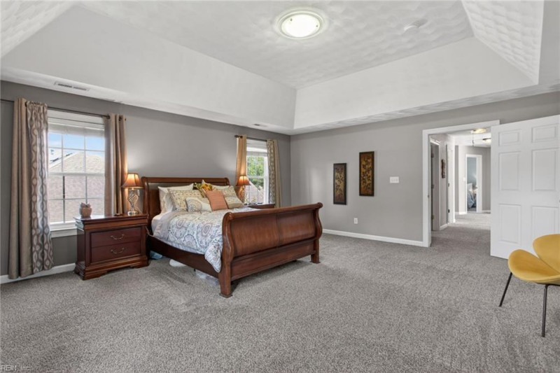 Photo 14 of 37 residential for sale in Virginia Beach virginia