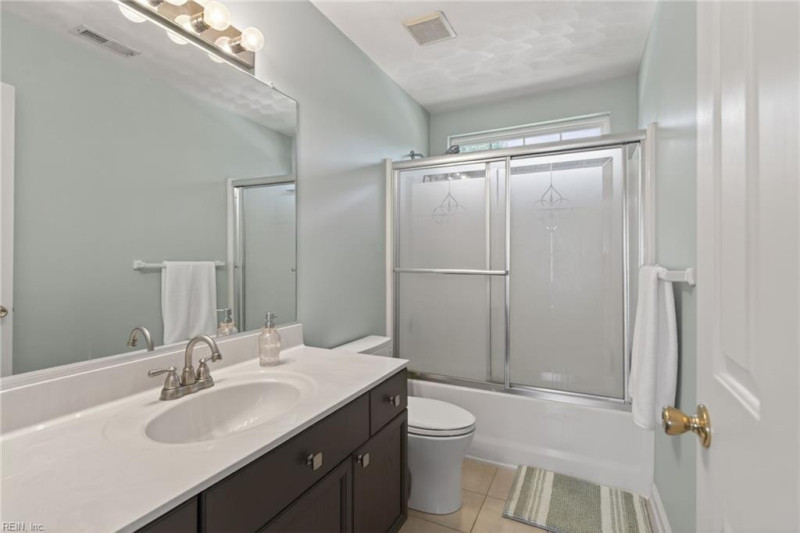 Photo 21 of 37 residential for sale in Virginia Beach virginia