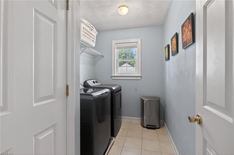 Photo 33 of 37 residential for sale in Virginia Beach virginia