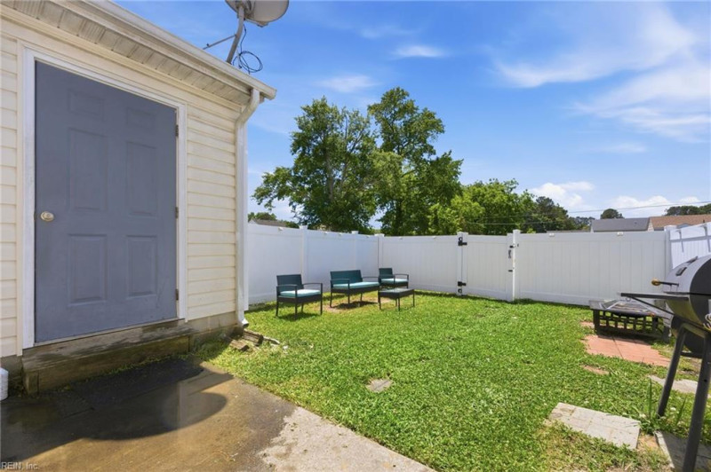 Photo 14 of 21 residential for sale in Franklin virginia Photo 14 of 21 residential for sale in Franklin virginia