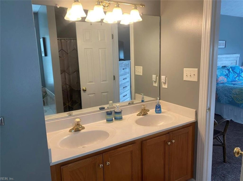 Photo 15 of 47 residential for sale in Hampton virginia