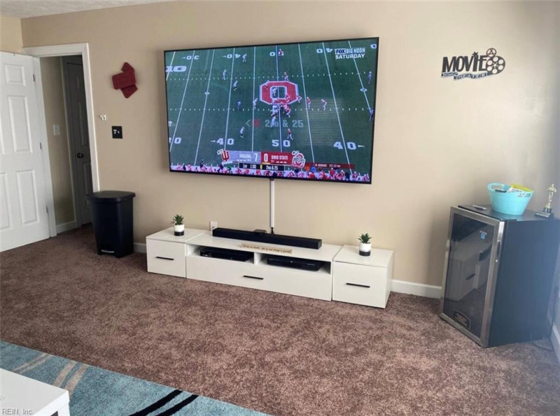 Photo 24 of 47 residential for sale in Hampton virginia