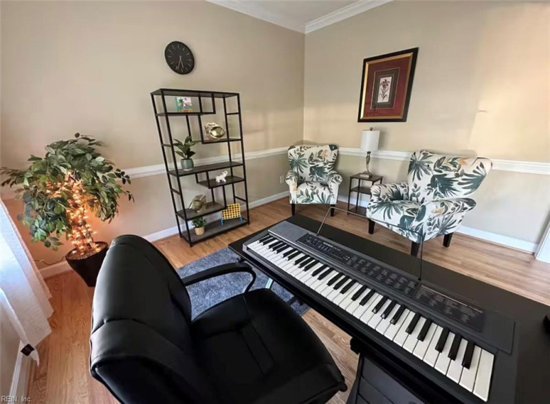 Photo 4 of 47 residential for sale in Hampton virginia