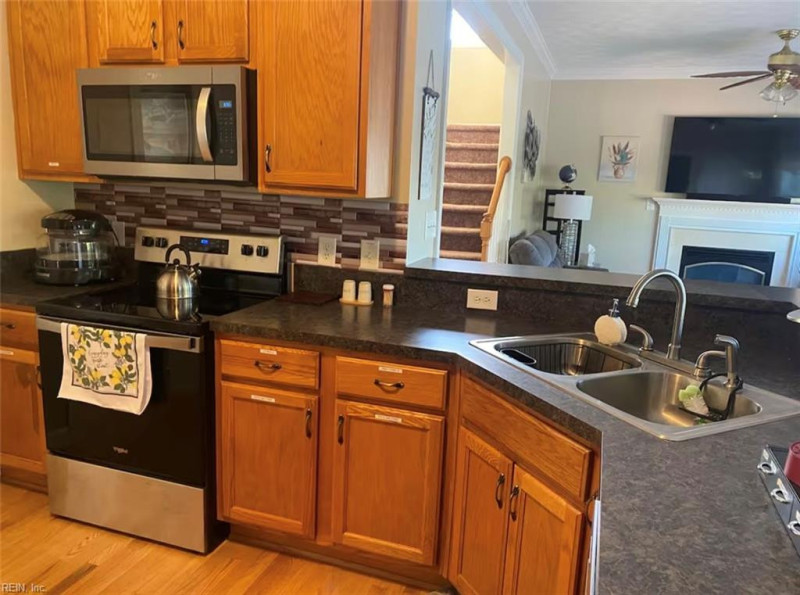 Photo 7 of 47 residential for sale in Hampton virginia