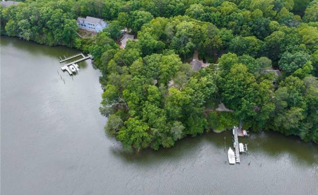 1015 Wilton Coves Drive, Middlesex County, VA 23071