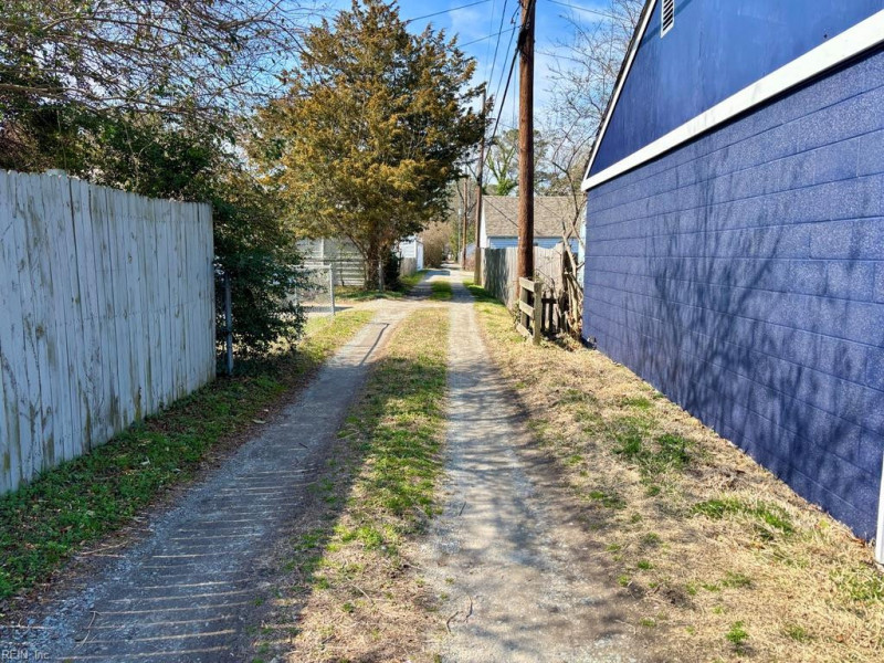 Photo 17 of 20 residential for sale in Portsmouth virginia Photo 17 of 20 residential for sale in Portsmouth virginia