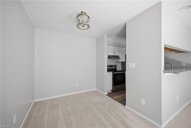 Photo 6 of 24 residential for sale in Chesapeake virginia