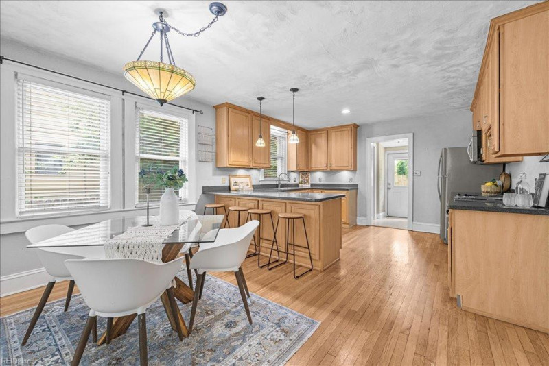 Photo 3 of 34 residential for sale in Norfolk virginia Photo 3 of 34 residential for sale in Norfolk virginia