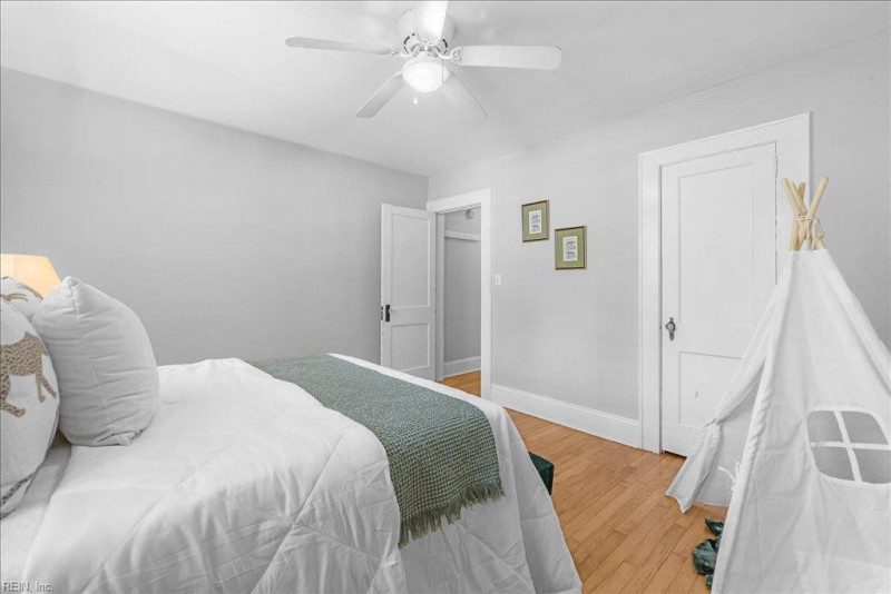 Photo 32 of 34 residential for sale in Norfolk virginia Photo 32 of 34 residential for sale in Norfolk virginia