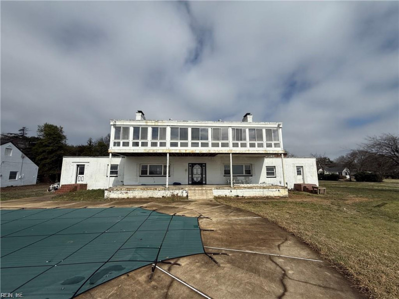 Photo 3 of 4 residential for sale in Hampton virginia