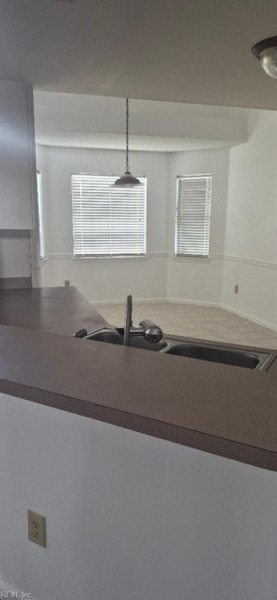 Photo 15 of 42 residential for sale in Chesapeake virginia