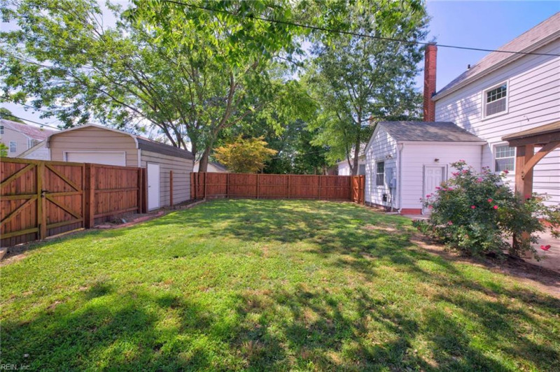 Photo 36 of 38 residential for sale in Portsmouth virginia