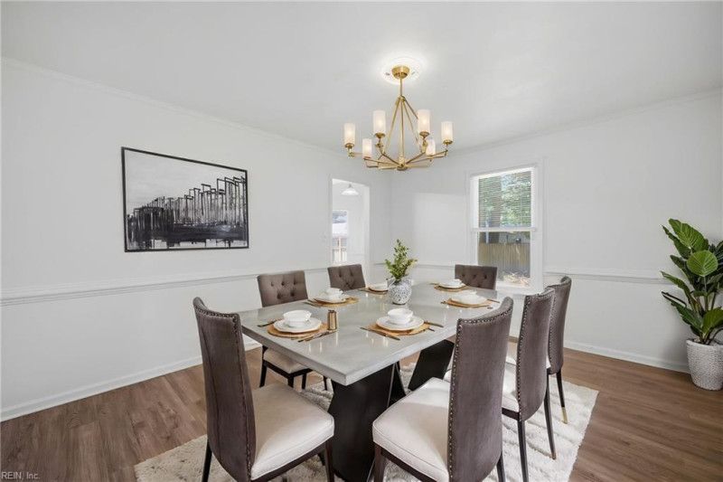 Photo 13 of 50 residential for sale in Chesapeake virginia