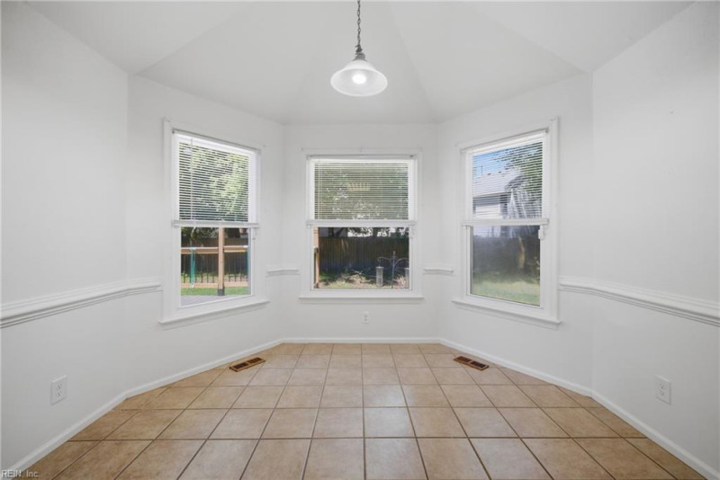 Photo 22 of 50 residential for sale in Chesapeake virginia