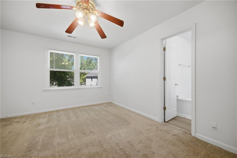 Photo 37 of 50 residential for sale in Chesapeake virginia