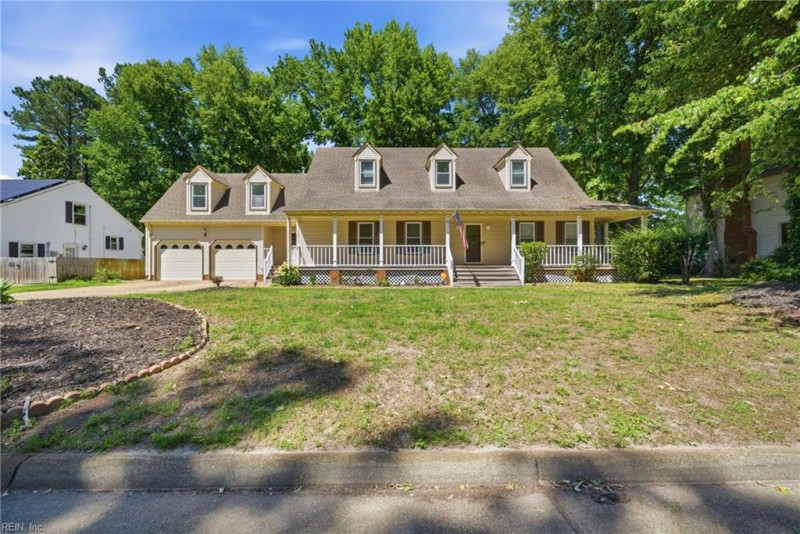 Photo 4 of 50 residential for sale in Chesapeake virginia