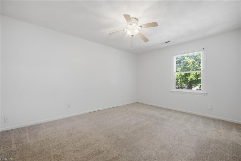 Photo 44 of 50 residential for sale in Chesapeake virginia