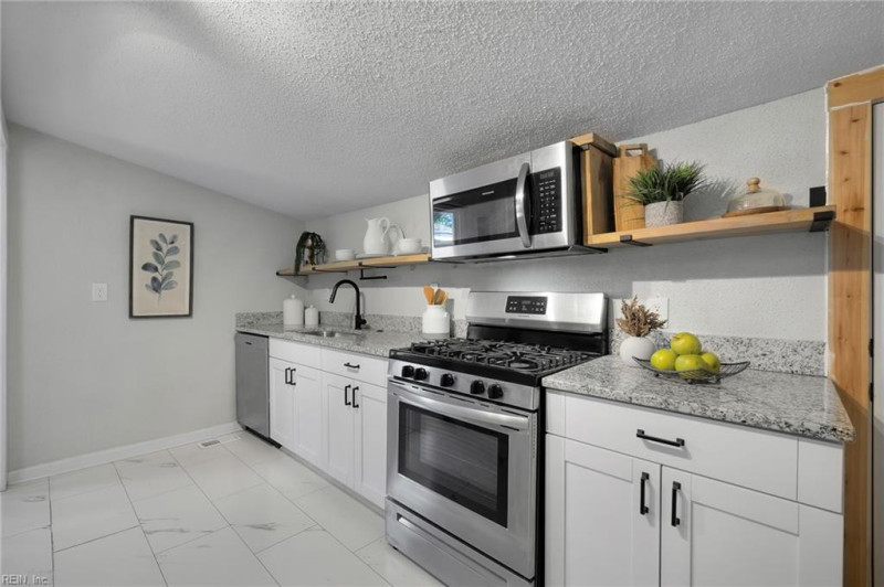 Photo 13 of 44 residential for sale in Norfolk virginia Photo 13 of 44 residential for sale in Norfolk virginia
