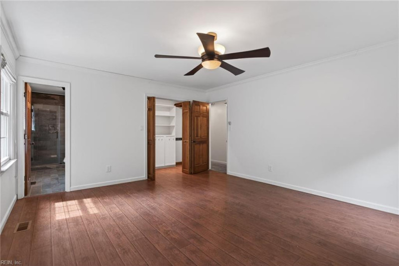 Photo 30 of 41 residential for sale in York County virginia