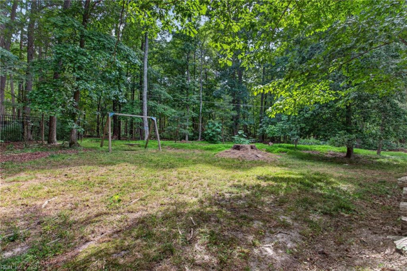 Photo 37 of 41 residential for sale in York County virginia