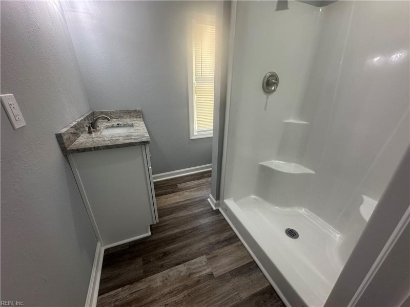 Photo 14 of 28 residential for sale in Hampton virginia