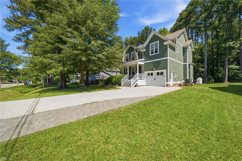 Photo 4 of 46 residential for sale in Chesapeake virginia