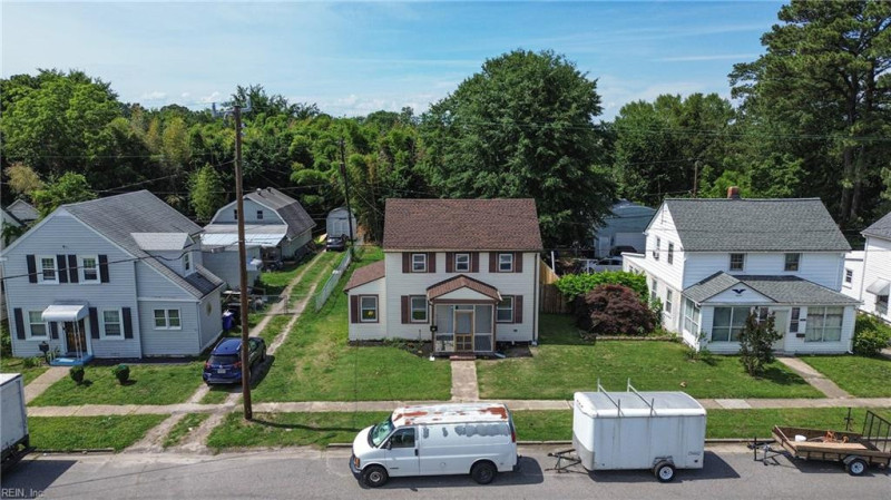 Photo 24 of 30 residential for sale in Portsmouth virginia
