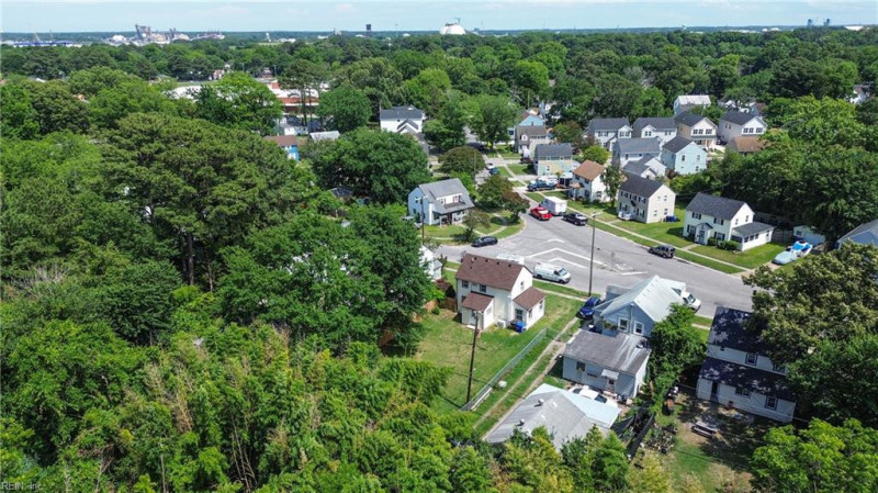 Photo 26 of 30 residential for sale in Portsmouth virginia