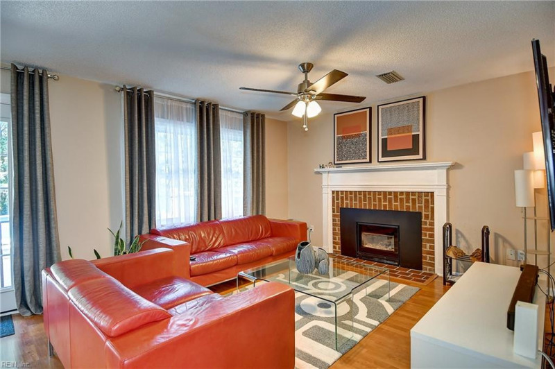 Photo 7 of 39 residential for sale in Virginia Beach virginia Photo 7 of 39 residential for sale in Virginia Beach virginia