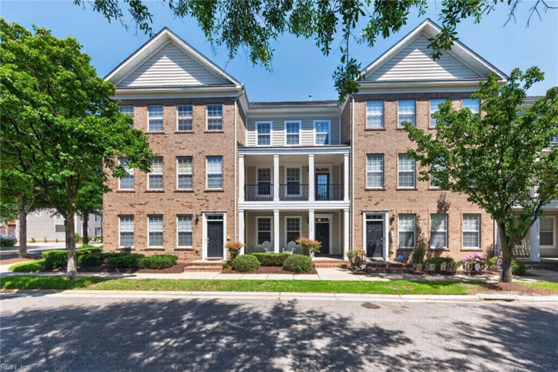 Photo 1 of 34 residential for sale in Virginia Beach virginia