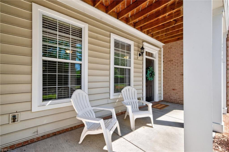 Photo 3 of 34 residential for sale in Virginia Beach virginia