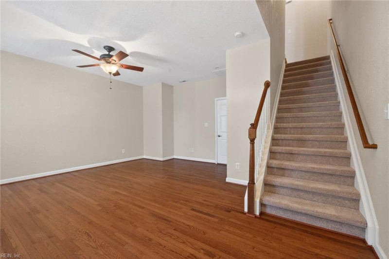 Photo 7 of 34 residential for sale in Virginia Beach virginia
