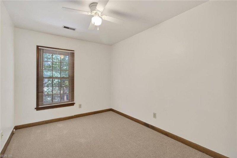 Photo 11 of 27 rental for rent in Hampton virginia
