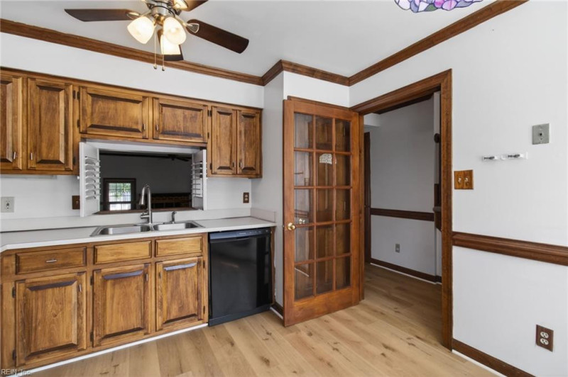 Photo 14 of 27 rental for rent in Hampton virginia