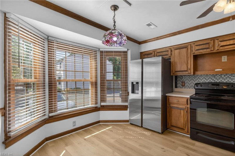 Photo 16 of 27 rental for rent in Hampton virginia