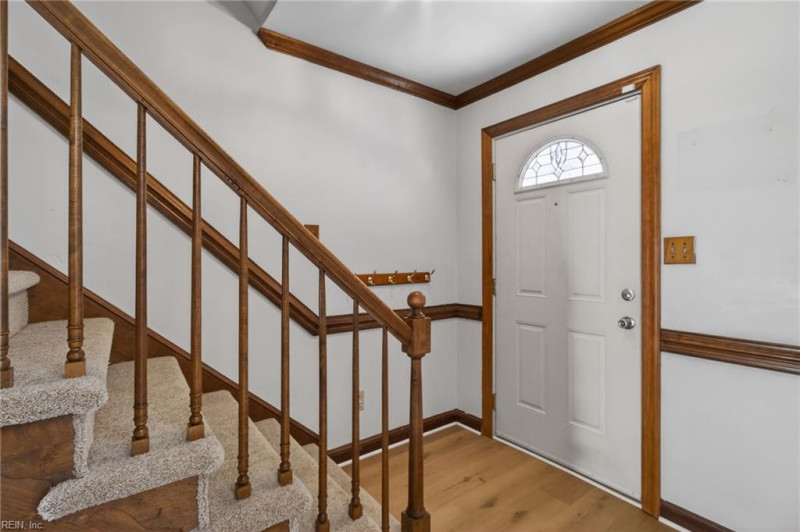 Photo 3 of 27 rental for rent in Hampton virginia